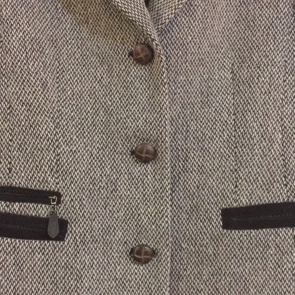 K-brand blazer size 6 never worn. Thick fabrics - Picture 4 of 5